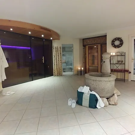 Familien- & Vitalhotel Auenhof Fulpmes