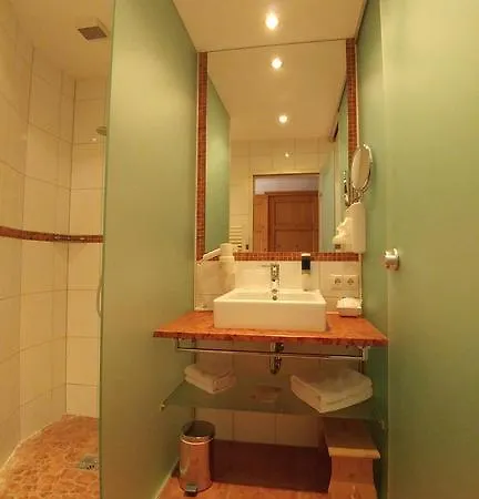 Familien- & Vitalhotel Auenhof Szálloda 4*