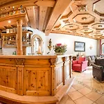 Hotel Familien- & Vitalhotel Auenhof Fulpmes