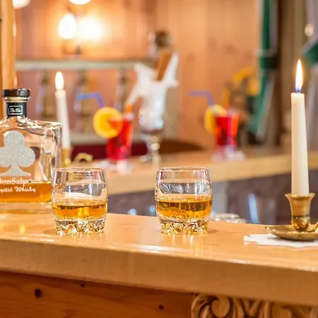 Familien- & Vitalhotel Auenhof 4*