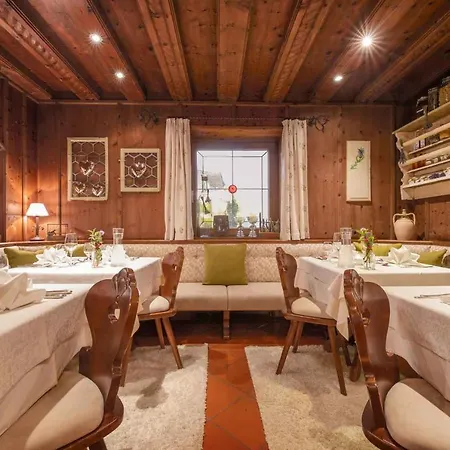 Familien-&vitalhotel Auenhof Hotel Fulpmes