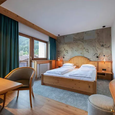 מלון Familien- & Vitalhotel Auenhof