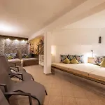 Familien- & Vitalhotel Auenhof 4*