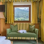 Familien- & Vitalhotel Auenhof Hotel